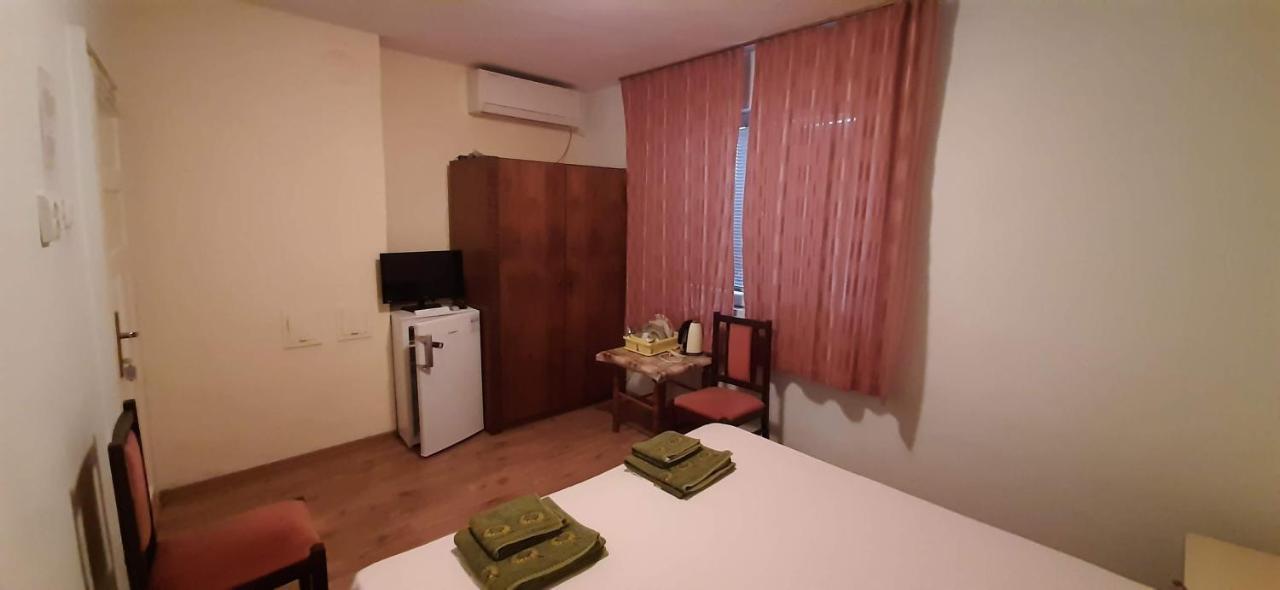 Dobrevi Guest House Szozopol Kültér fotó